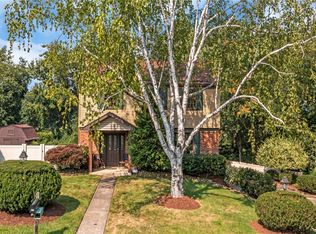 171 Brookmeade Dr, Pittsburgh, PA 15237