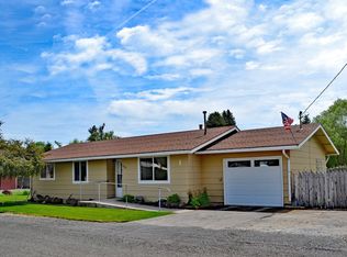 300 W 6th St, Wallowa, OR 97885
