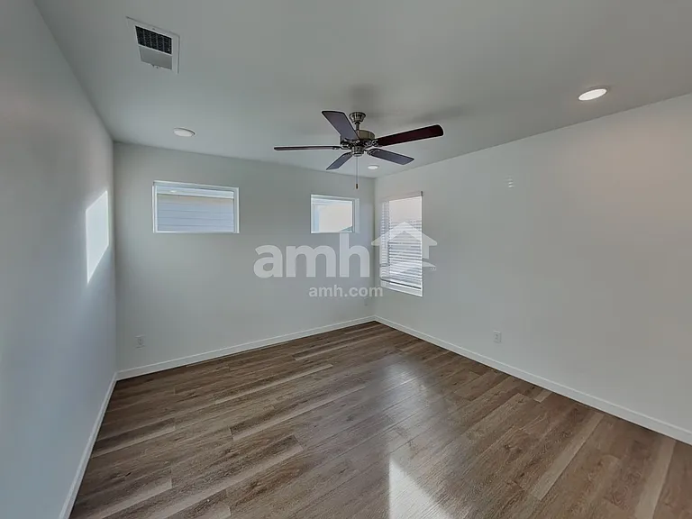 23553 E 3rd Pl — Photo 9