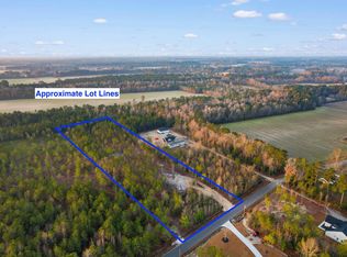 Huckleberry Rd, Galivants Ferry, SC 29544