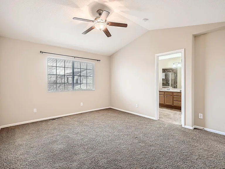 140 Jackson Dr — Photo 11