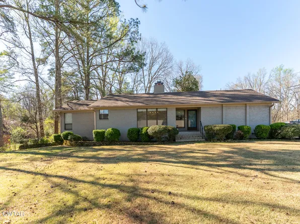 418 Deerwood Ln, Lexington, TN 38351