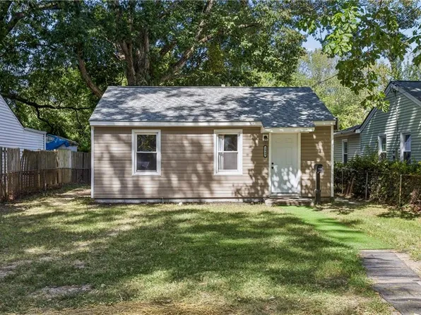 1949 Long Green Ln, Hampton, VA 23663