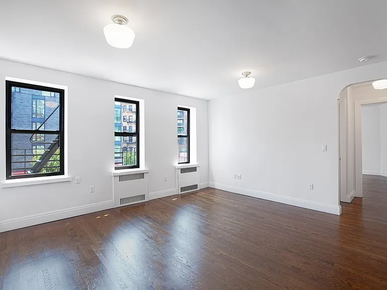 62 Leroy St #2BC — Photo 3