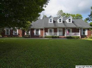 100 NE Sycamore Rd, Gurley, AL 35748