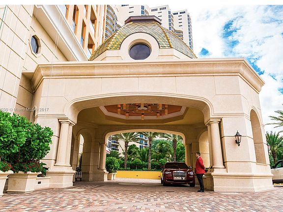 3rd image of 17749 Collins Ave #1403