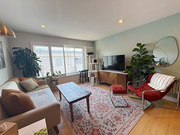 4th image of 5031 Denny Ave APT 202