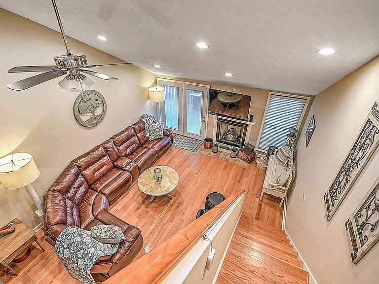780 Hamilton Rd #F8 — Photo 6