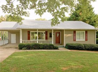 5894 Gailey Dr, Clermont, GA 30527