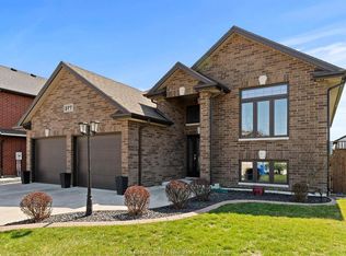 377 Piroli Cres, Lakeshore, ON