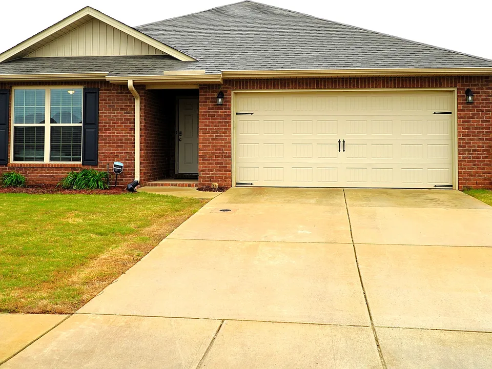 113 Cedar Elm Rd