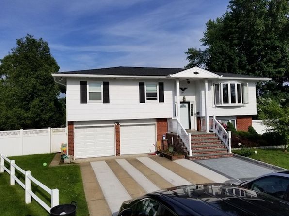 5 Jeffrey Ct