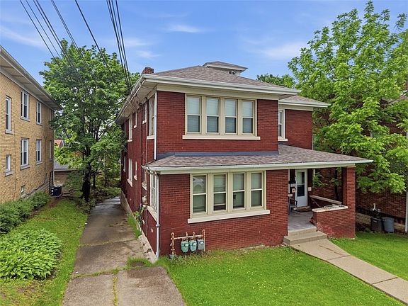 3rd image of 3011-3013 Pioneer Ave