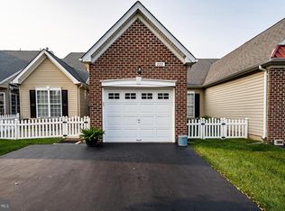 222 Dorchester Dr, Sellersville, PA 18960
