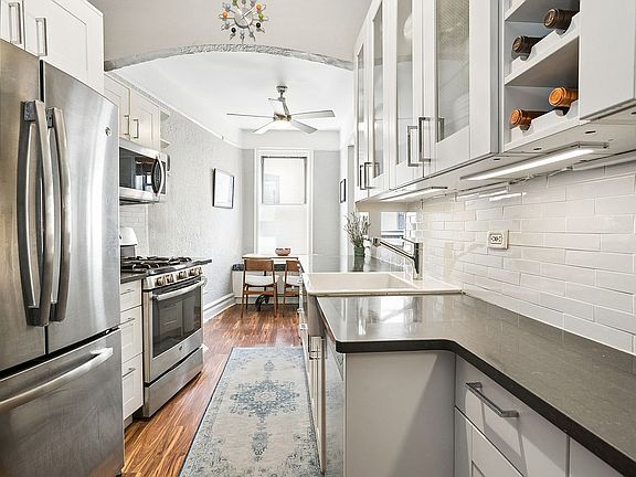 2nd image of 135 Prospect Park SW APT F7