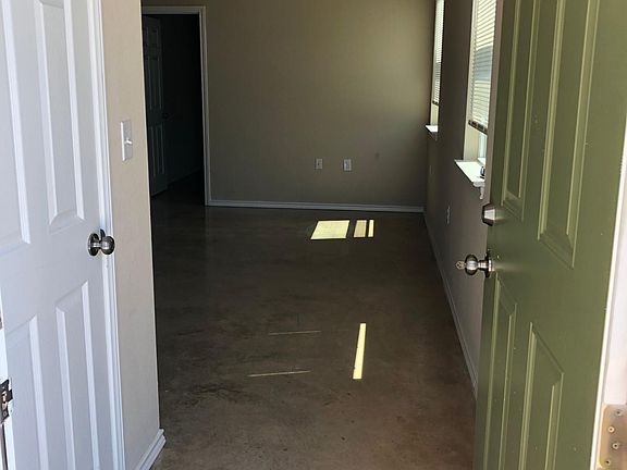 2nd image of 1304 Hausman Unit A