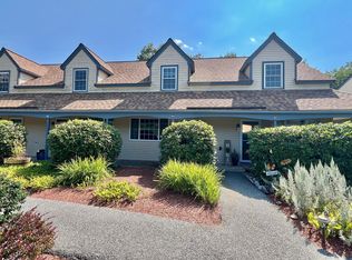 64 Kennedy Dr #64, Chelmsford, MA 01824