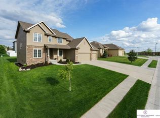 12375 S 79th St, Papillion, NE 68046