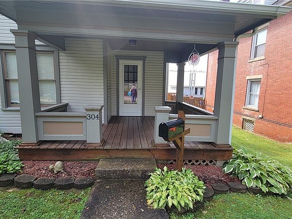 2nd image of 304 Oakwood Ave