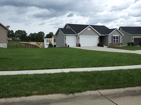 3rd image of 1224 Sonoma Way