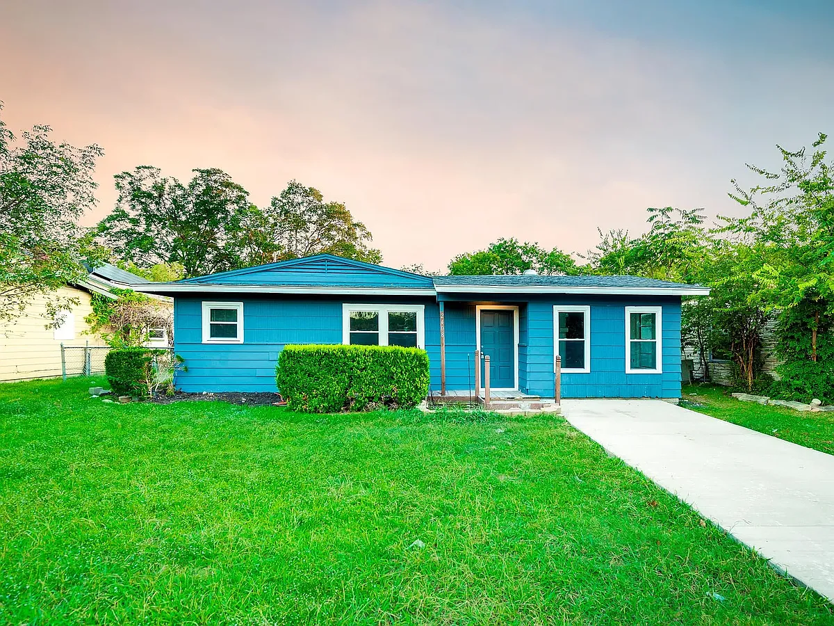 Building Photo - 2408 Blyth Dr