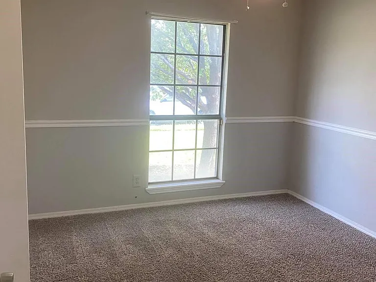 5640 Turner St — Photo 10