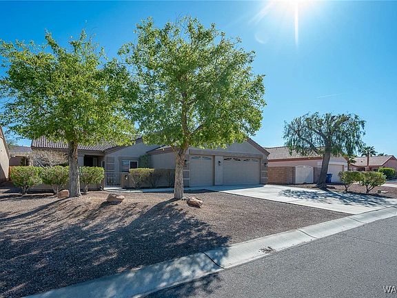 5th image of 2776 Broadmoor Drive