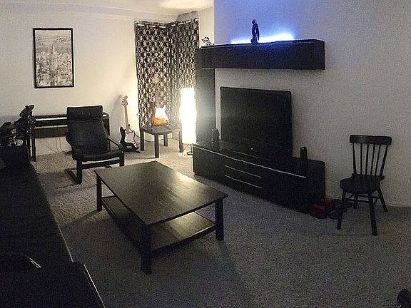 5th image of 8385 Woodhaven Blvd APT 1B