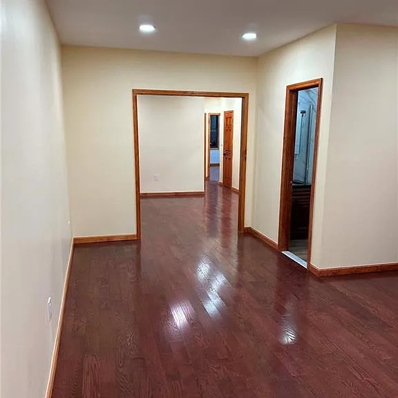 9015 Bayview Pl #2 — Photo 3