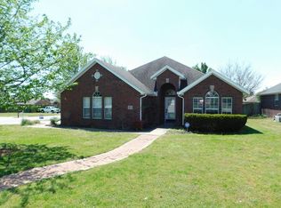 1515 Bedford Ter, Springdale, AR 72764