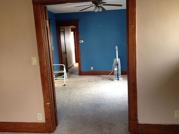 3rd image of 46 Hawthorne Ave