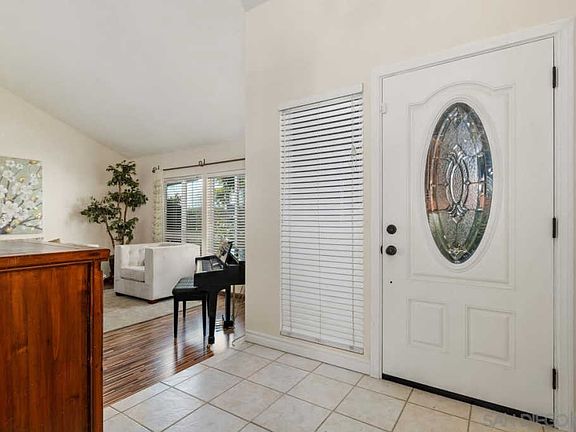 4th image of 13225 Bavarian Dr