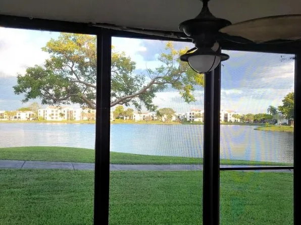 202 Lake Pointe Drive #108, Oakland Park, FL 33309