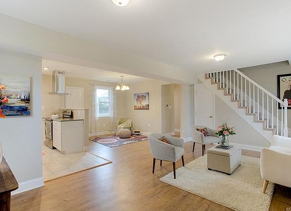 3rd image of 2319 National St