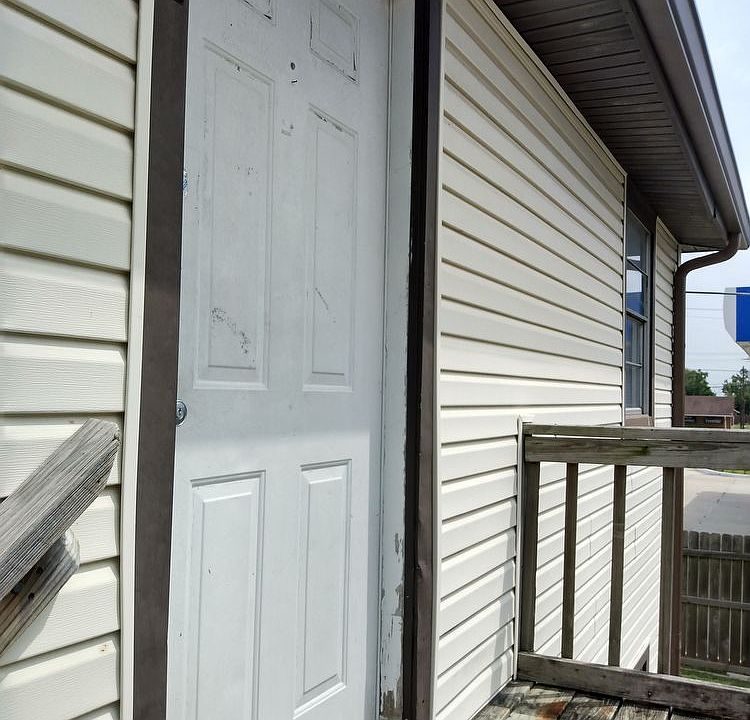 1st image of 101 1st Ave APT 4