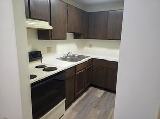 515 Lay Dr #J, Pt Clinton, OH 43452