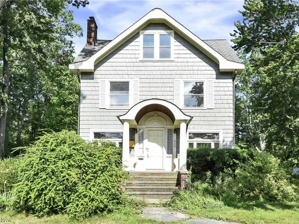 420 Juneway Dr, Bay Village, OH 44140