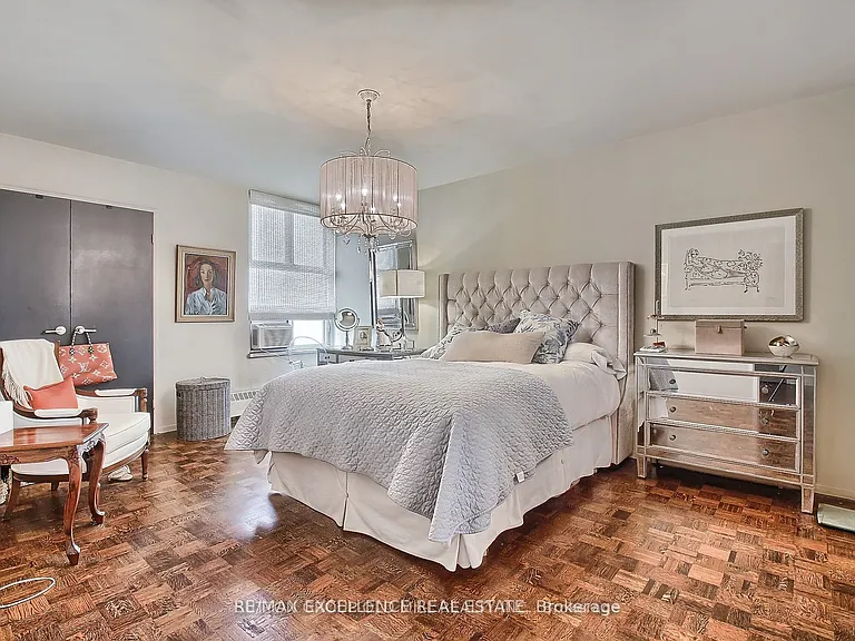 360 Ridelle Ave #1701 — Photo 8
