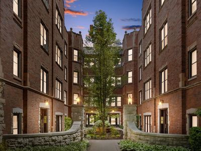 6759 N Artesian Ave #2G, Chicago, IL, 60645