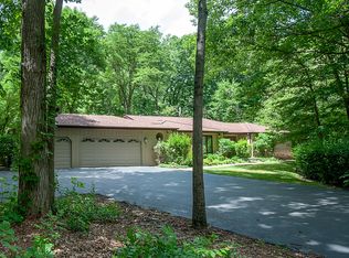 474 White Oak Ln, Riverwoods, IL