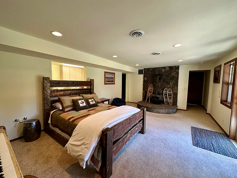 17027 Pasadena Rd — Photo 43