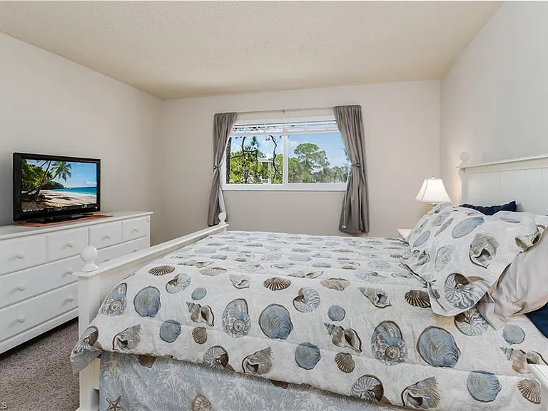 180 Turtle Lake Ct — Photo 17