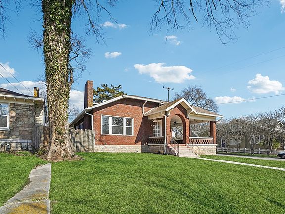 4th image of 2500 Blair Blvd