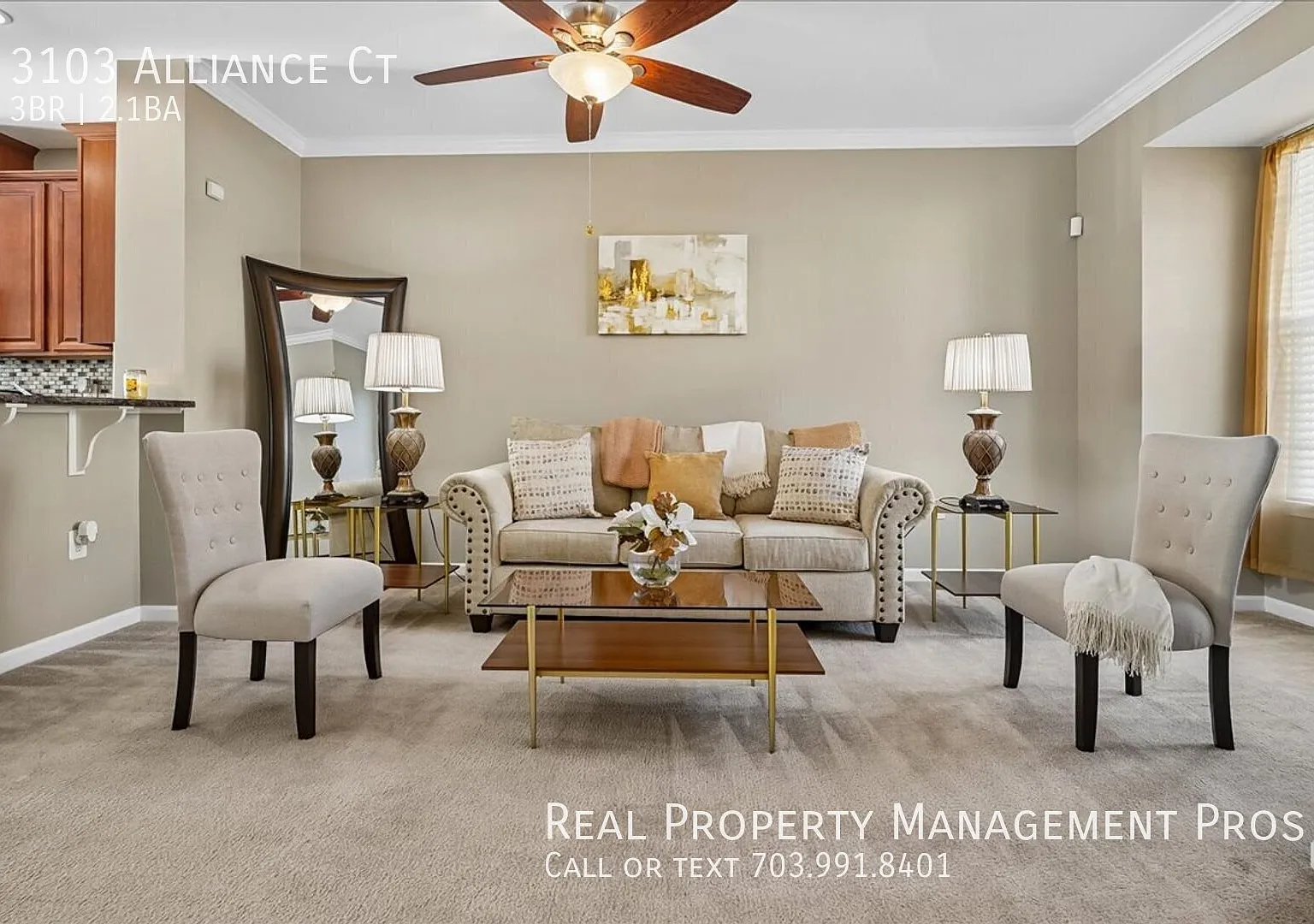 3 Bed Townhome w/ Fenced backyard near I-95! — Photo 4