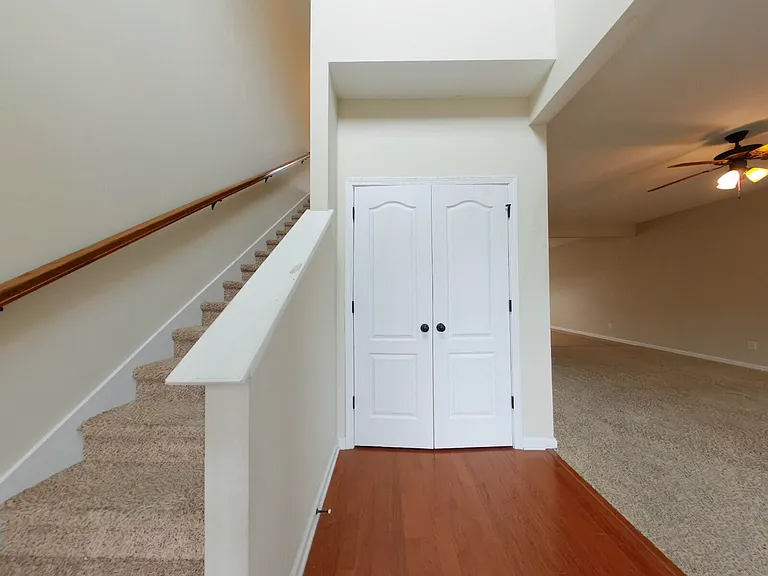 532 Capstone Way — Photo 3