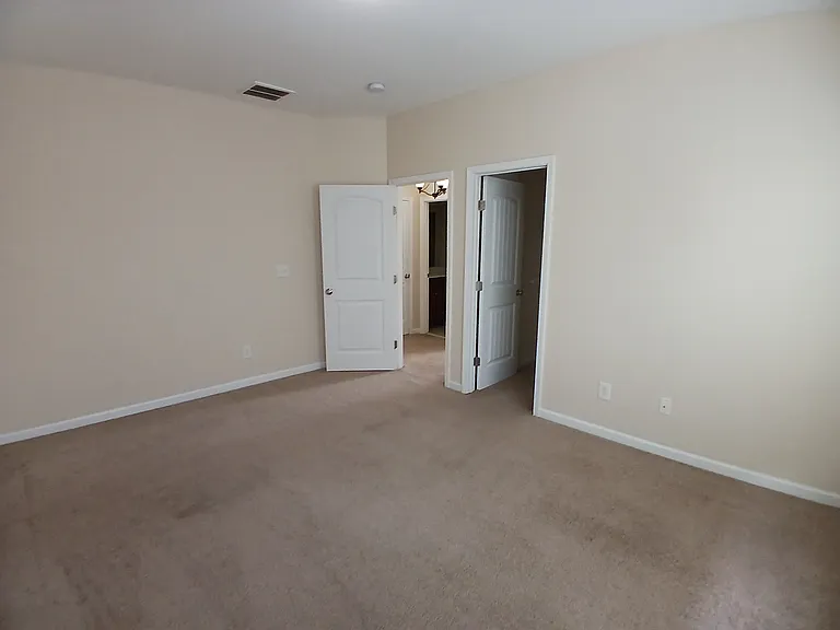 117 Station Dr — Photo 40
