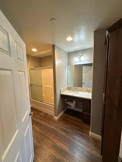 2 bed, 1.5 bath, $1,825 — Photo 2