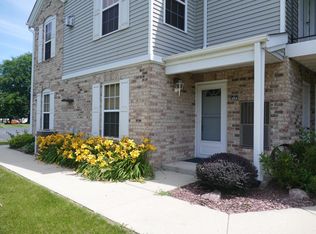1030 N Sunnyslope Dr UNIT 204, Racine, WI 53406
