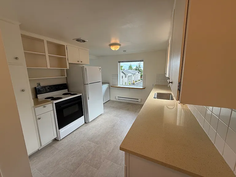 408 3rd Ave S #410-2 — Photo 4