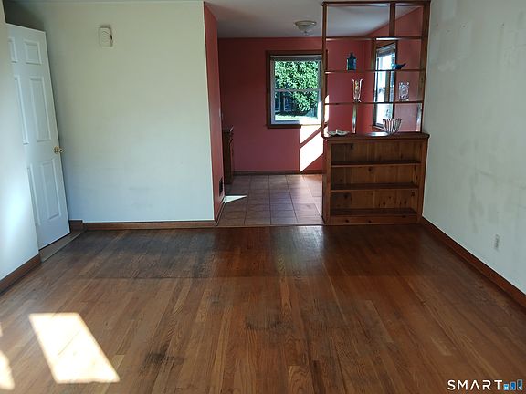 5th image of 62 Charles Street
